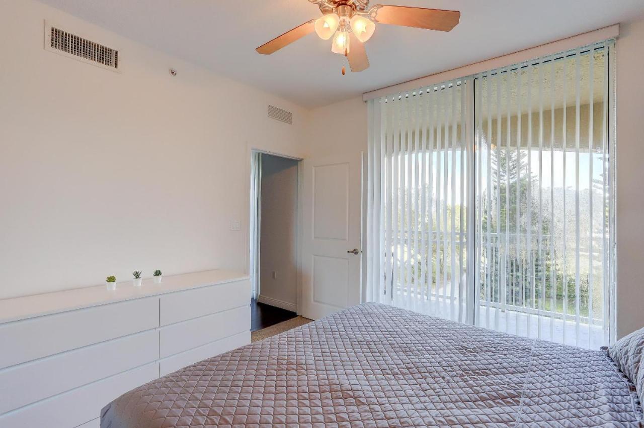 Apartment In Casa Costa Condo!Beach Pass Included Boynton Beach Exterior photo